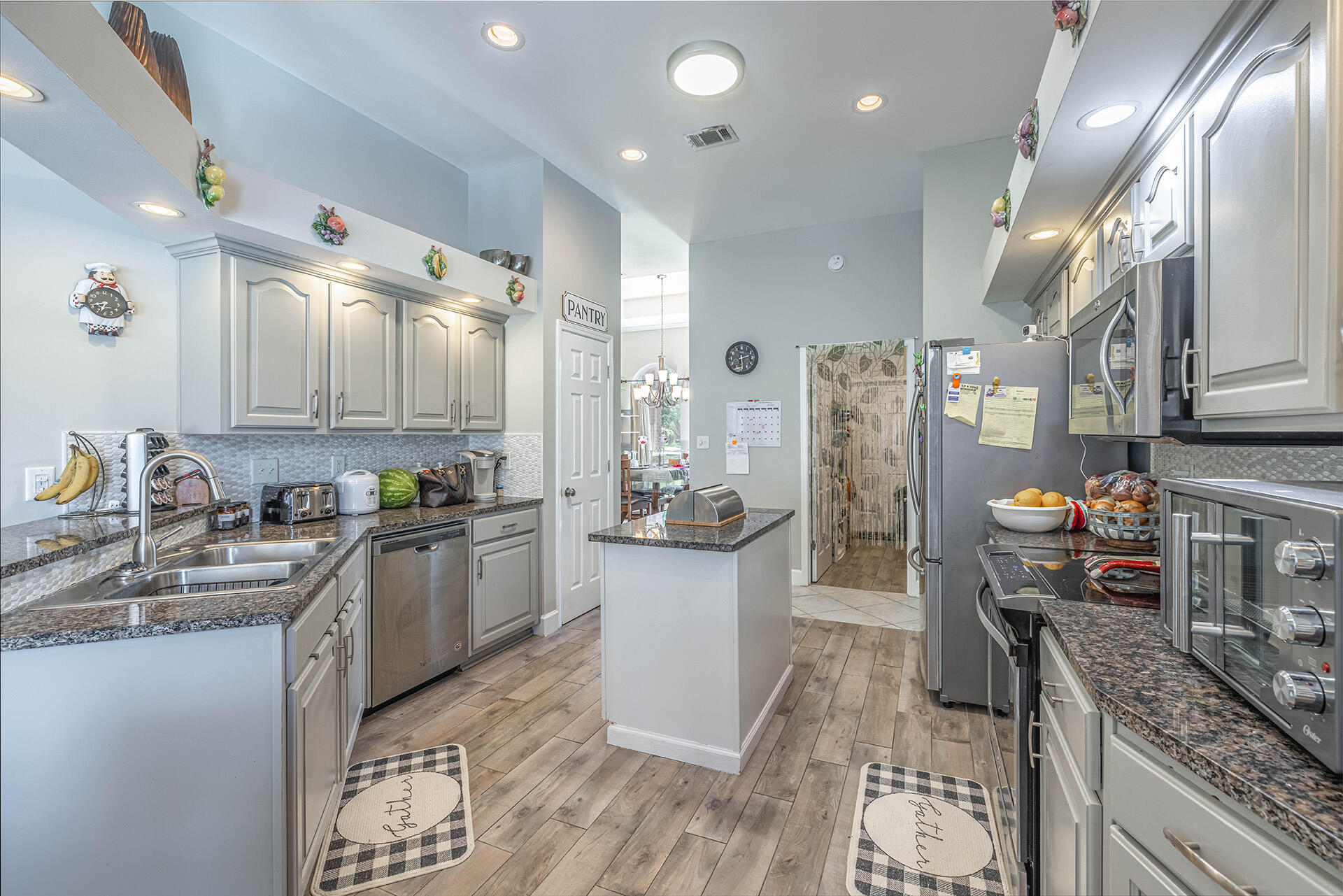 CASTELAR - Residential