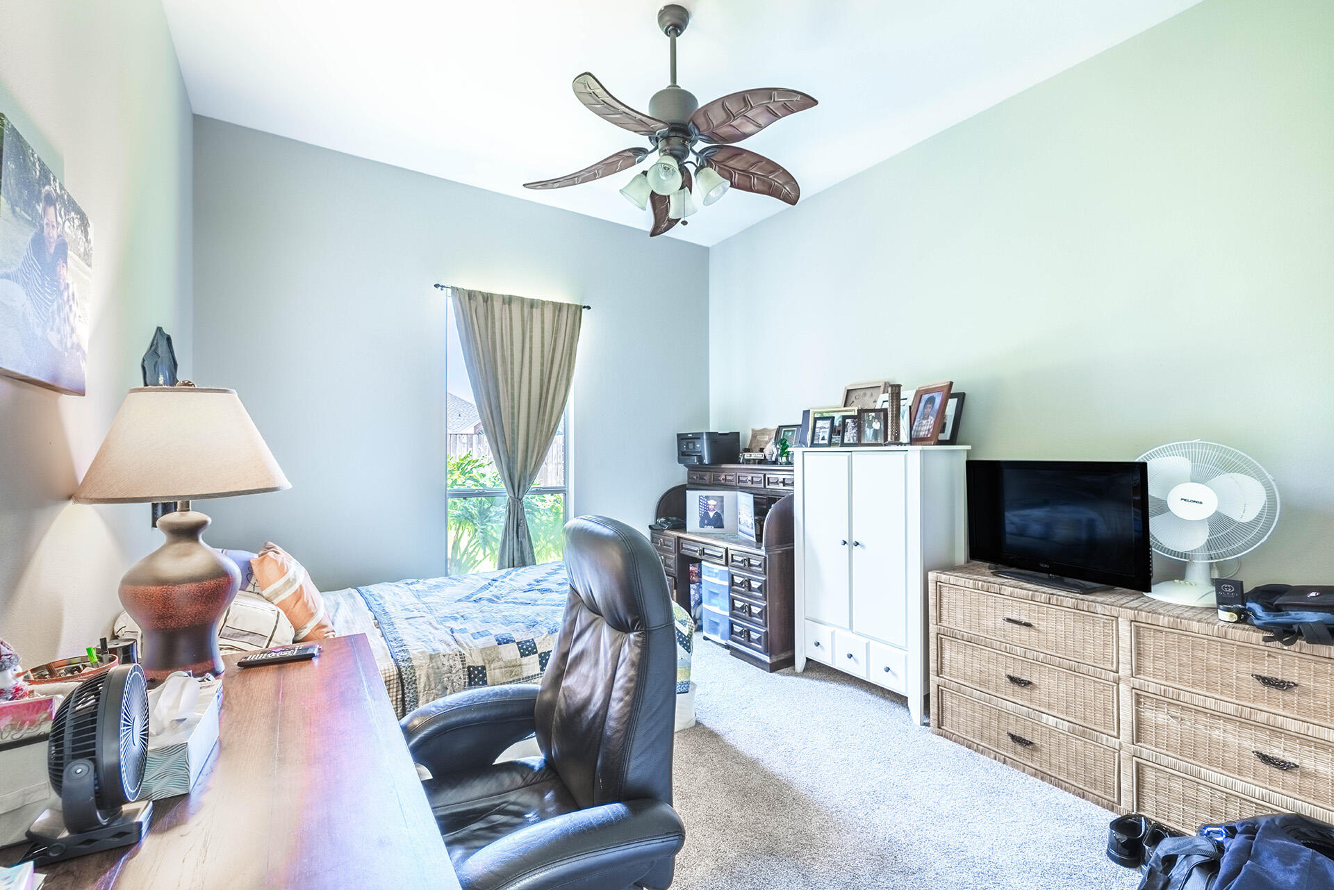 CASTELAR - Residential