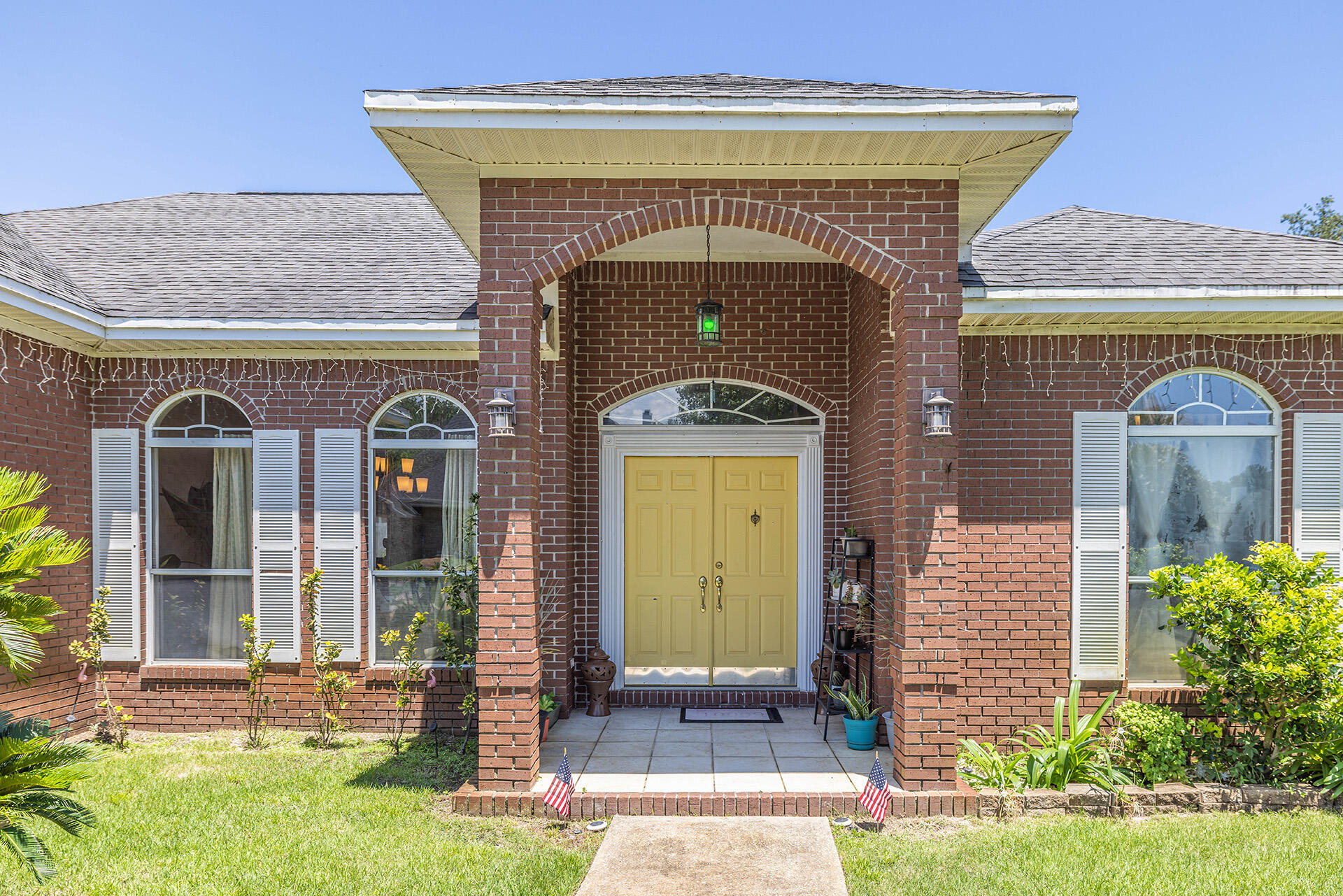 CASTELAR - Residential