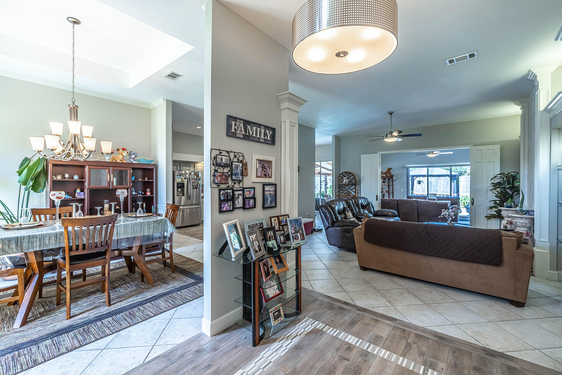 CASTELAR - Residential