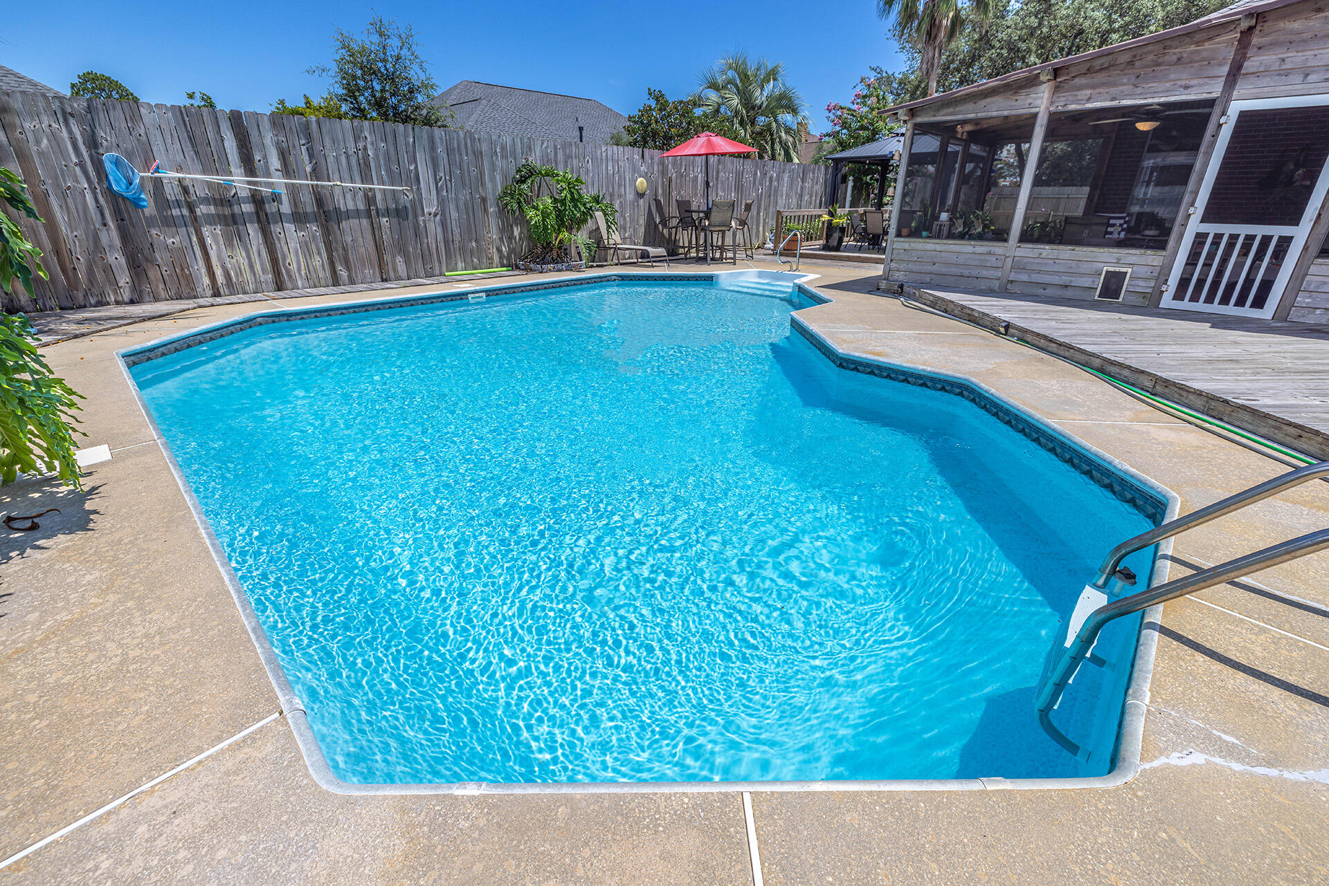 CASTELAR - Residential