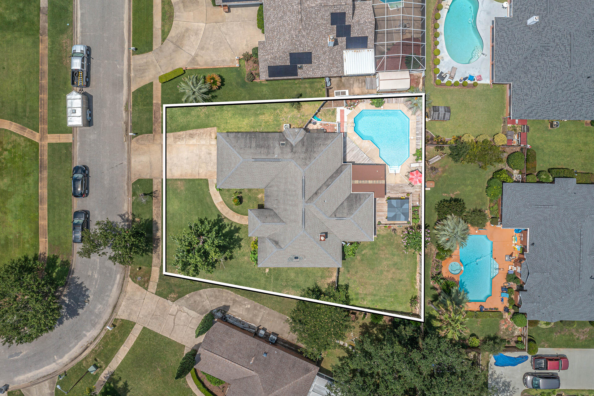 CASTELAR - Residential