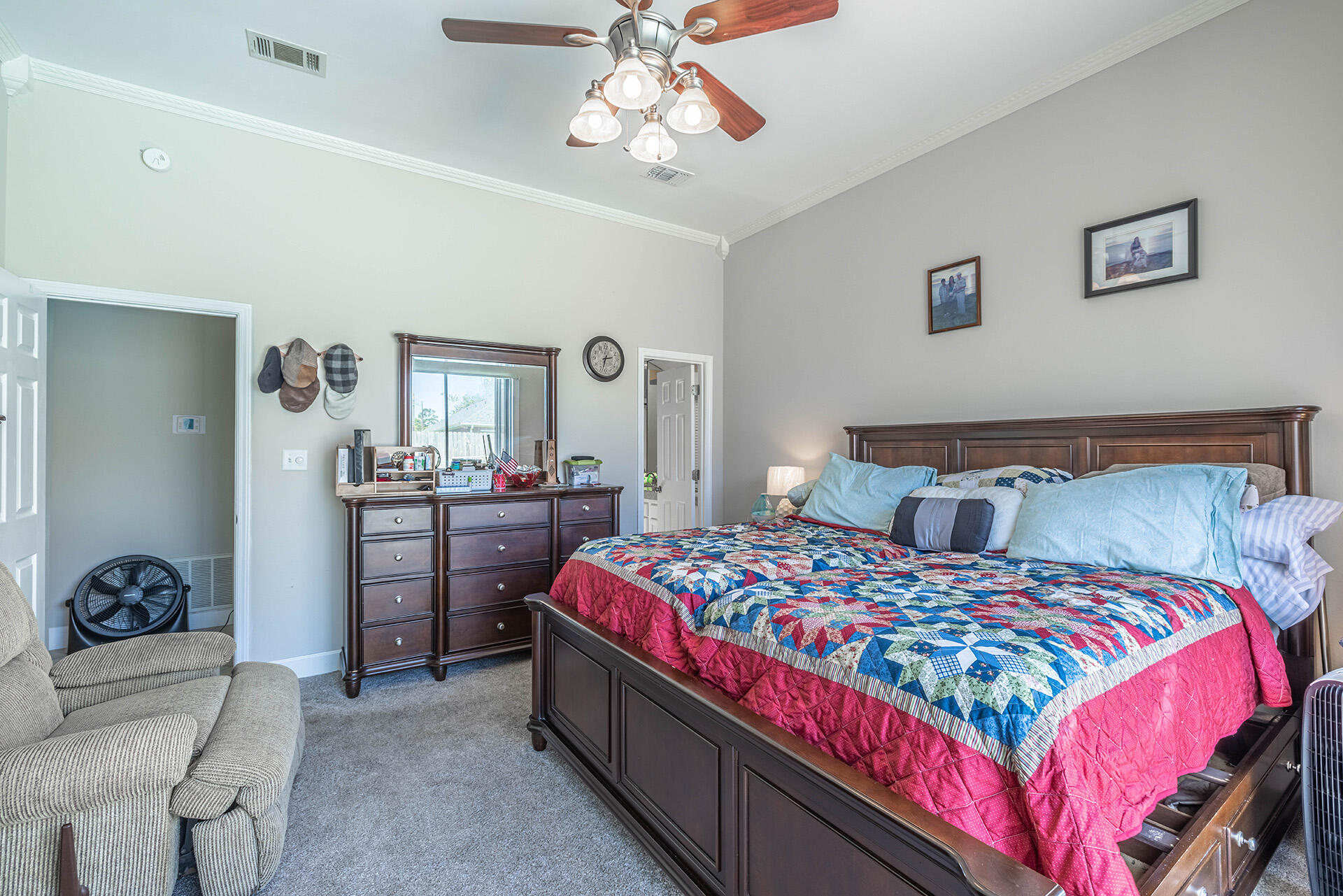 CASTELAR - Residential