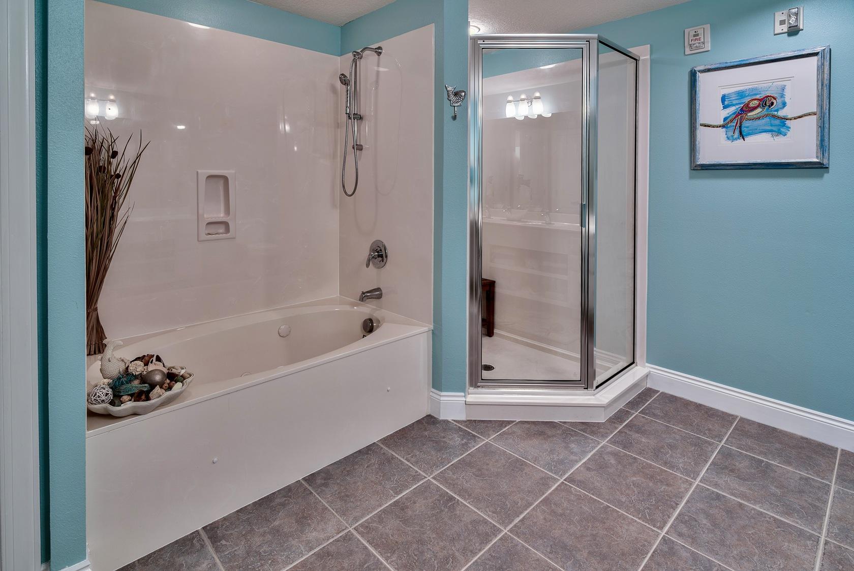 PALAZZO CONDOMINIUM - Residential