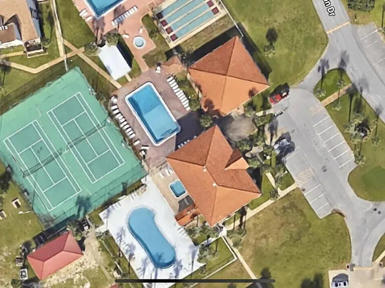 HORIZON SOUTH 1 CONDO - Residential