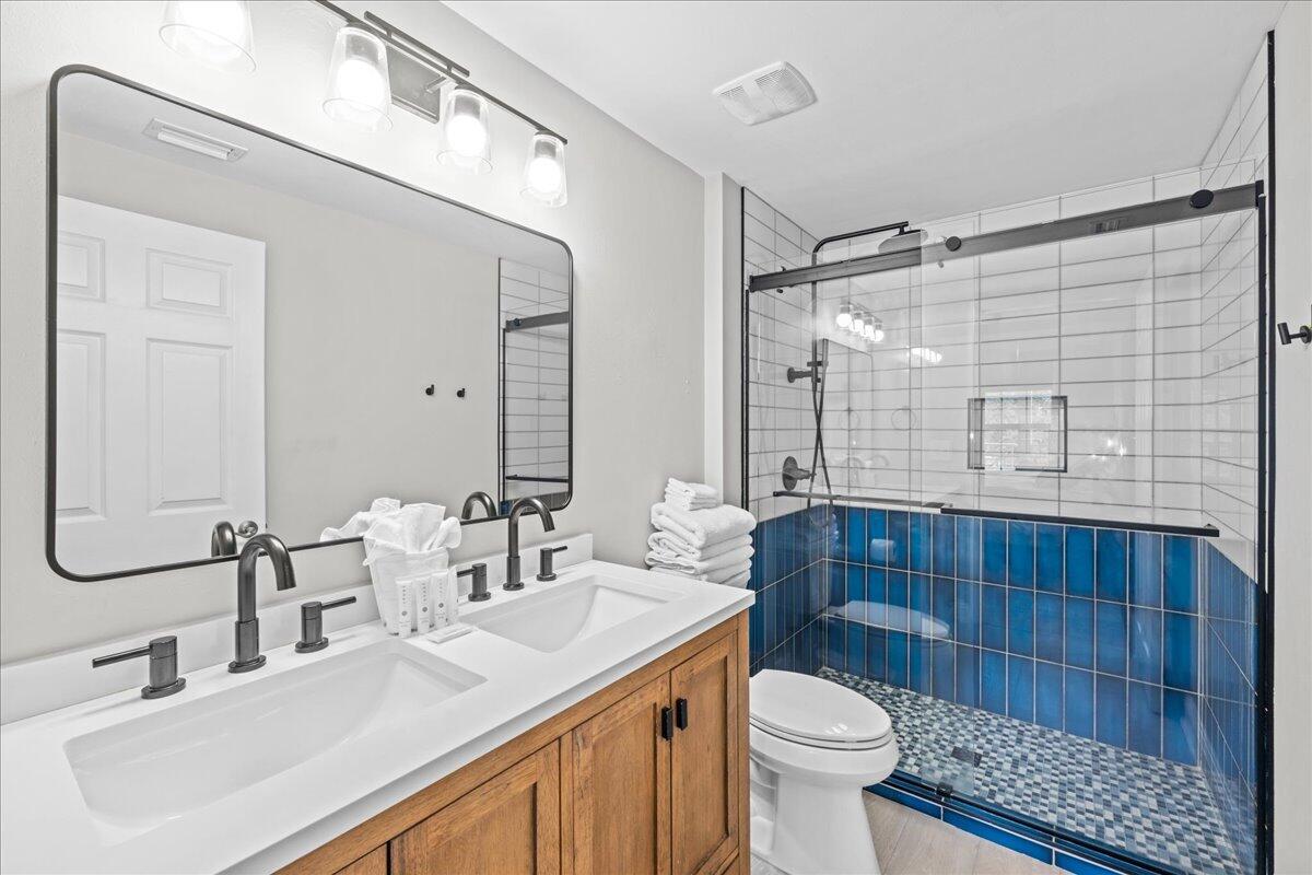 VILLAGE AT BLUE MOUNTAIN BEACH - Residential Lease