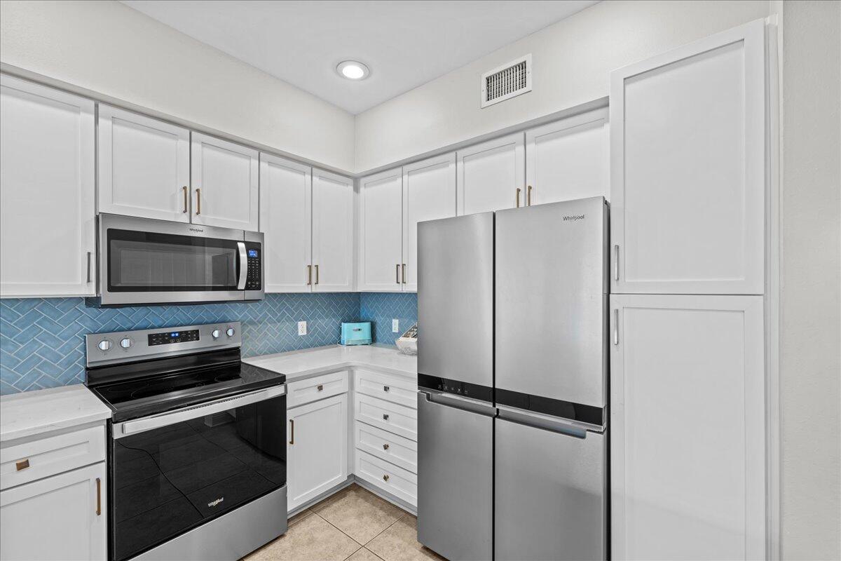 VILLAGE AT BLUE MOUNTAIN BEACH - Residential Lease