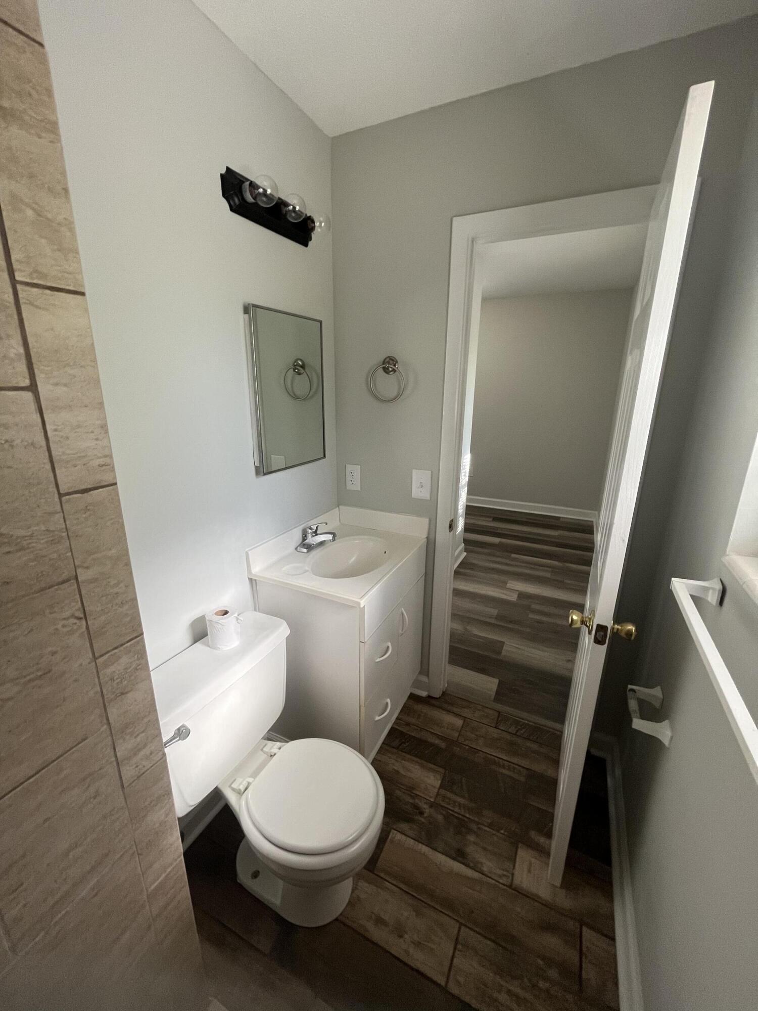 OAKLAND ADDN - Residential Lease