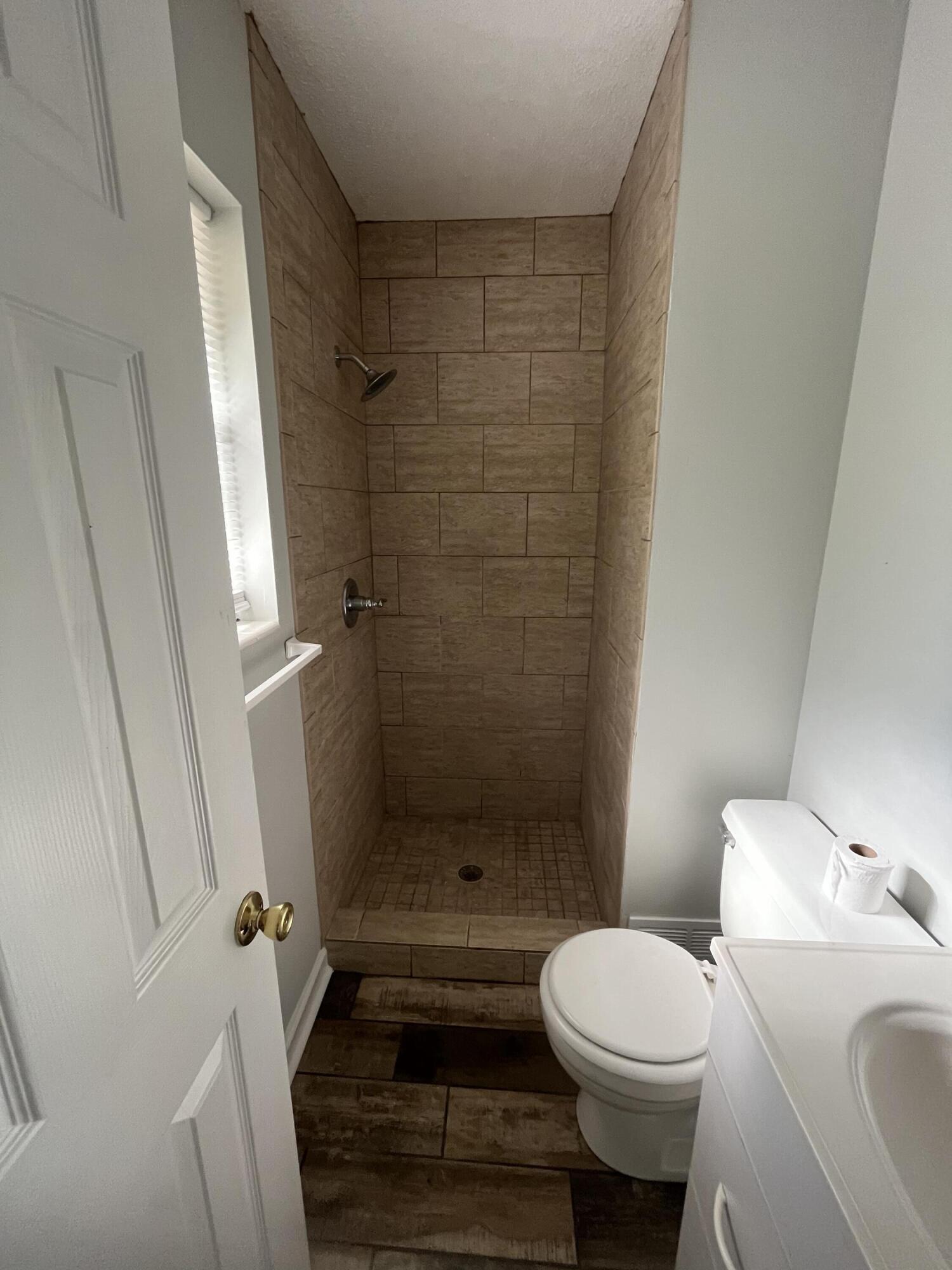 OAKLAND ADDN - Residential Lease