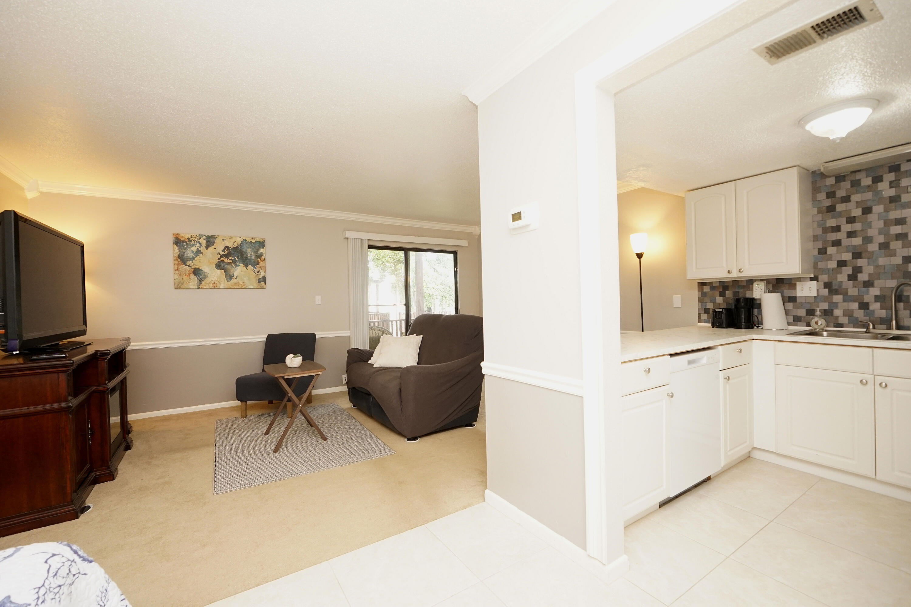 FOUNTAINHEAD CONDO - Residential Lease