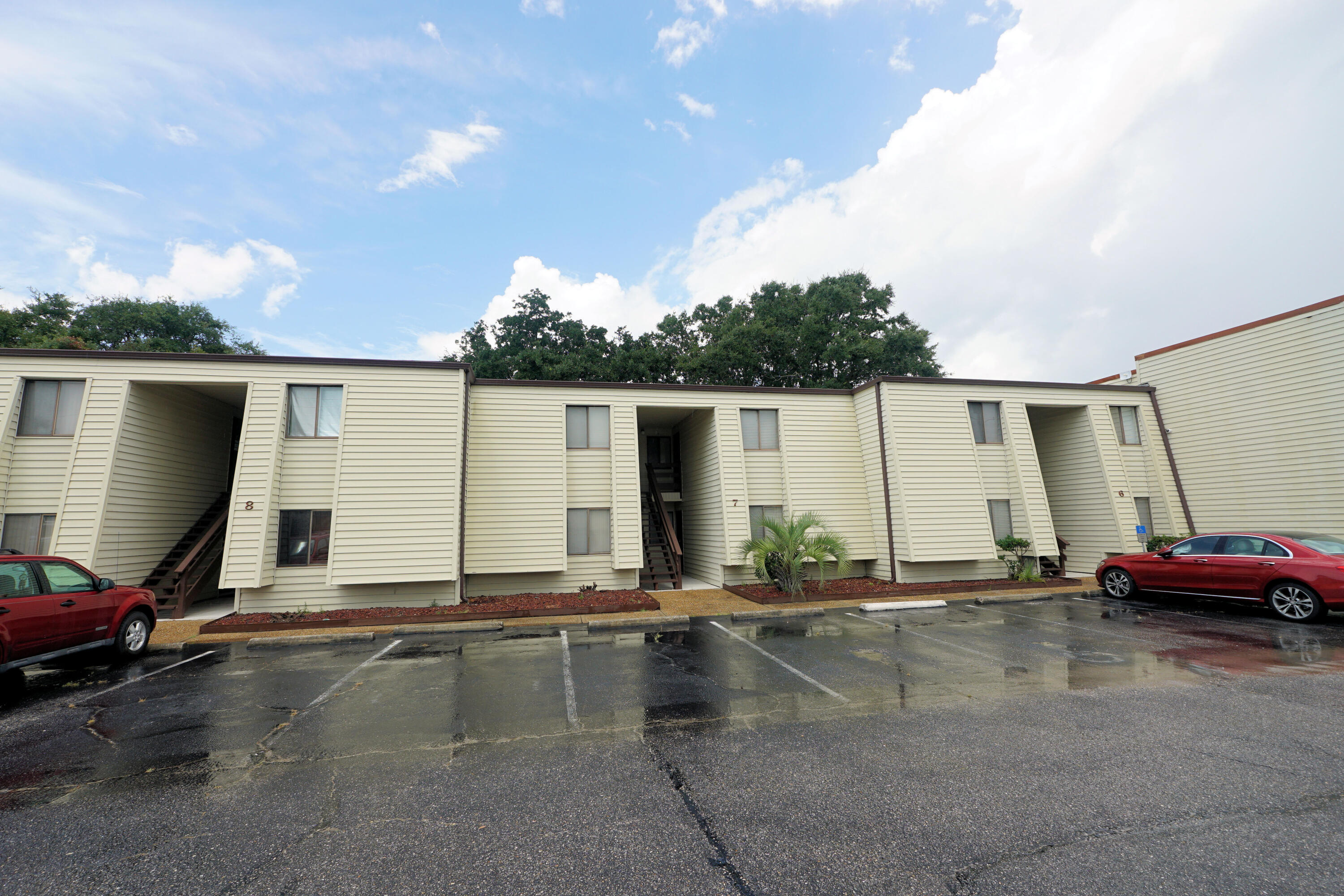 FOUNTAINHEAD CONDO - Residential Lease