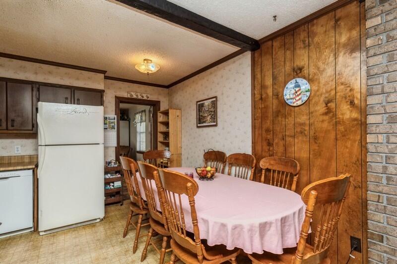 NO RECORDED SUBDIVISION - Residential