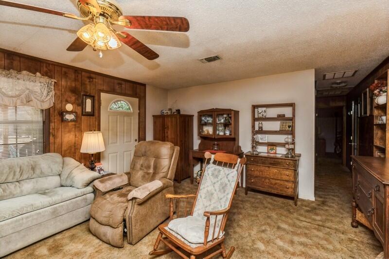 NO RECORDED SUBDIVISION - Residential