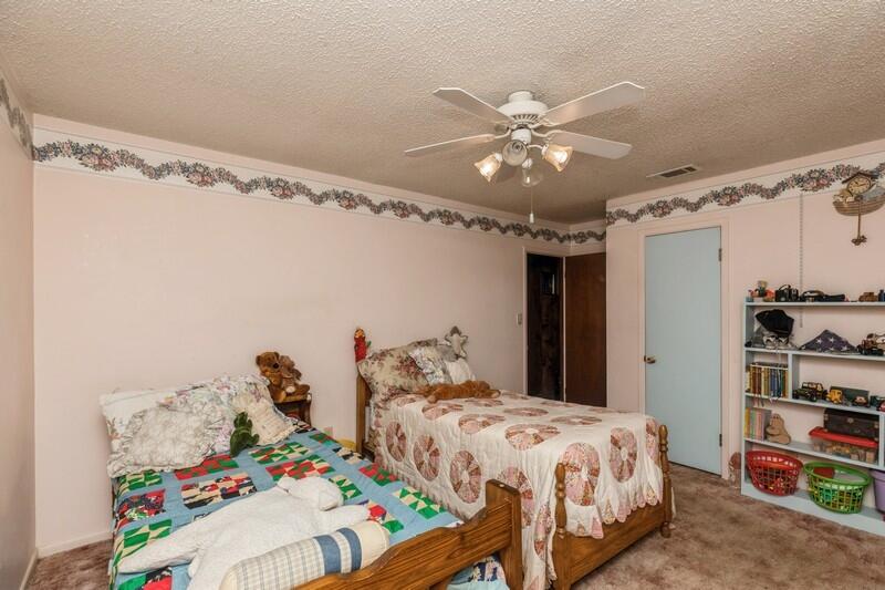 NO RECORDED SUBDIVISION - Residential