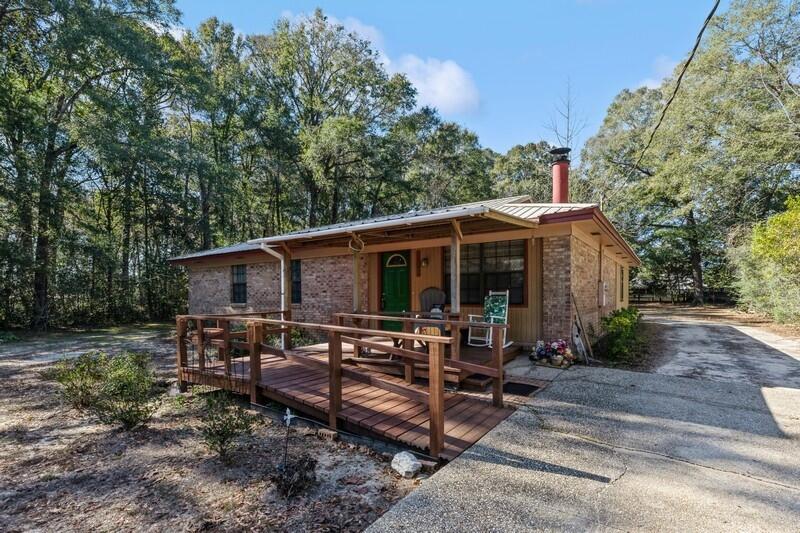 NO RECORDED SUBDIVISION - Residential