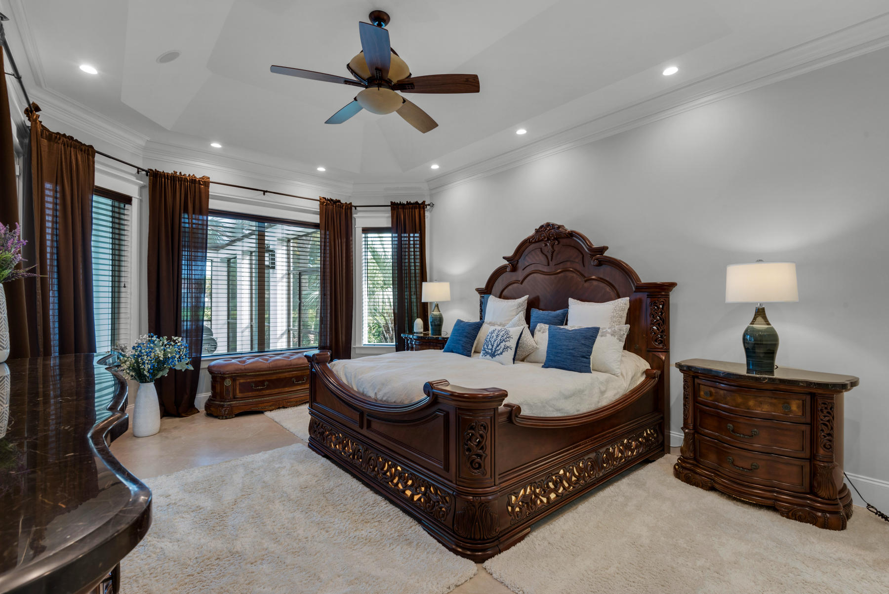 REGATTA BAY - Residential