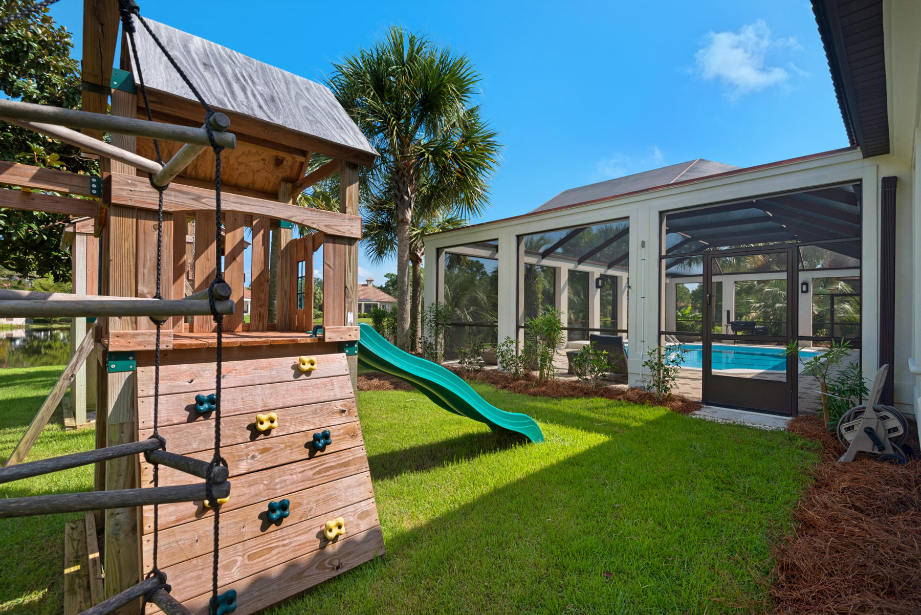 REGATTA BAY - Residential