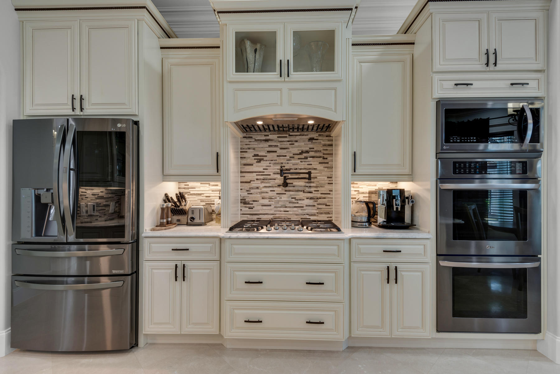 REGATTA BAY - Residential