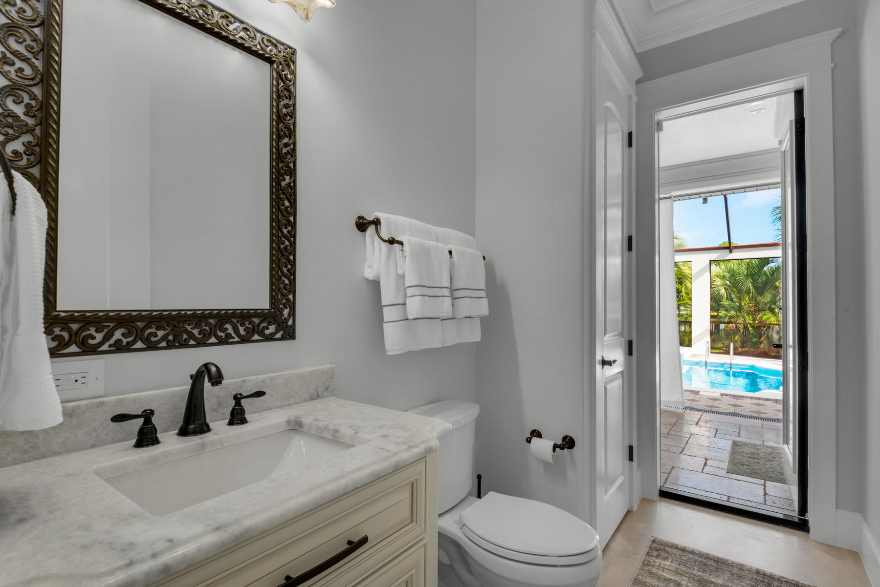 REGATTA BAY - Residential