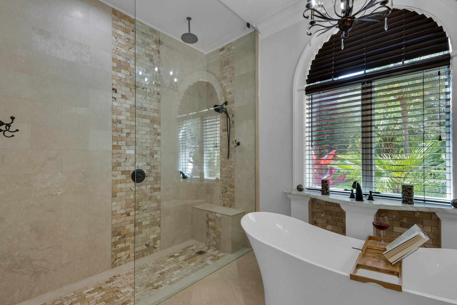 REGATTA BAY - Residential