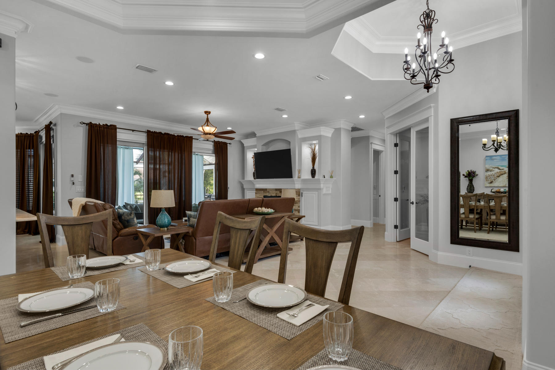 REGATTA BAY - Residential