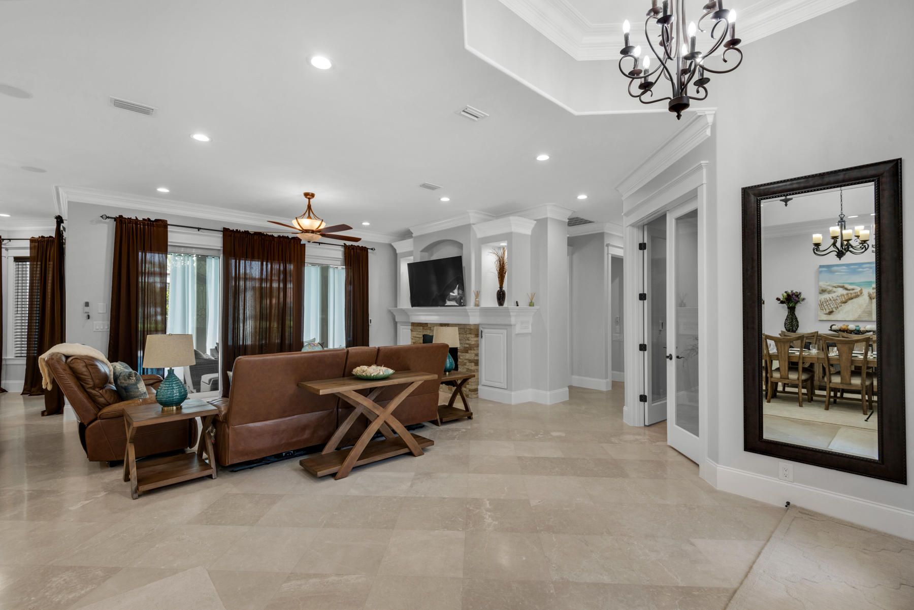 REGATTA BAY - Residential