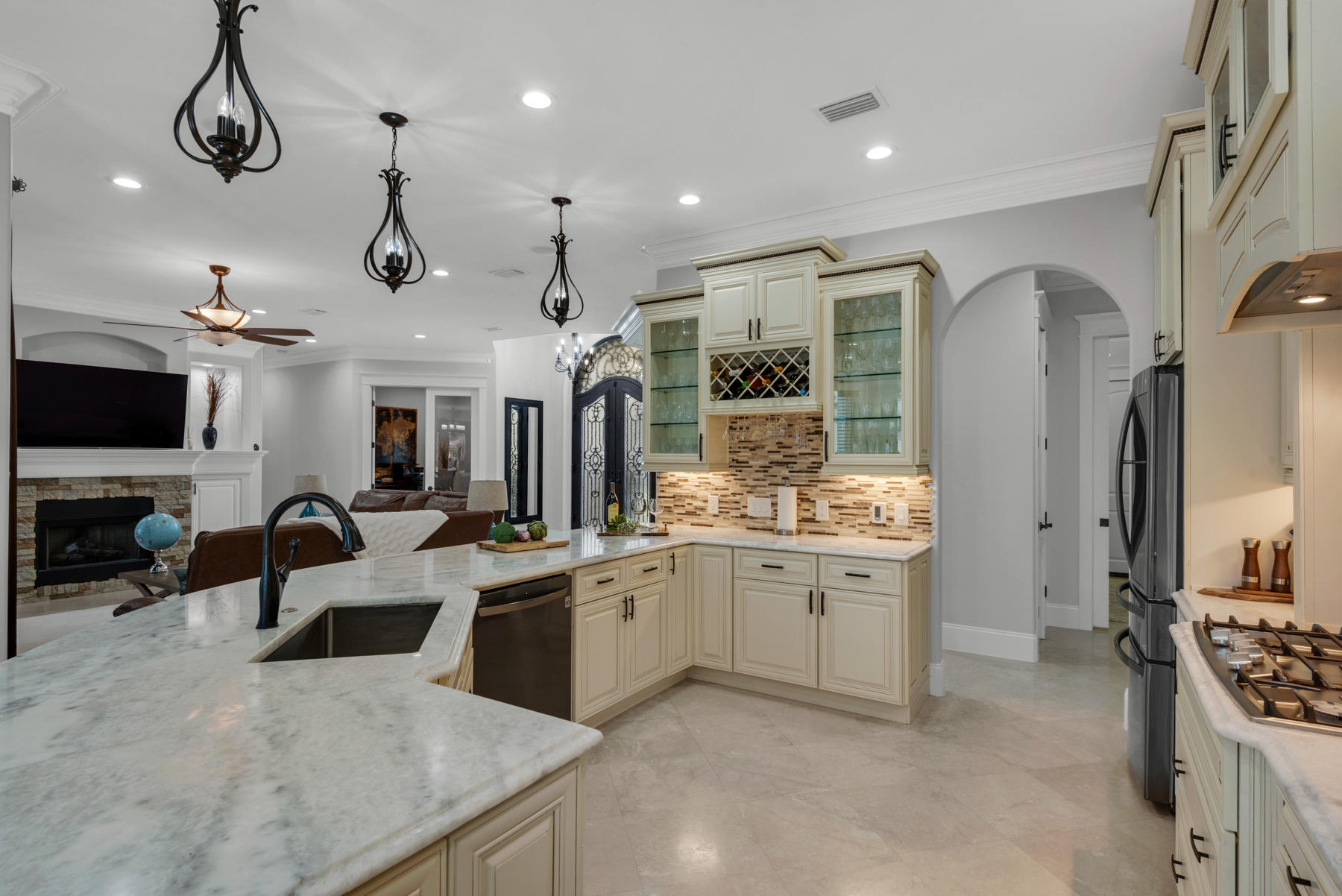 REGATTA BAY - Residential