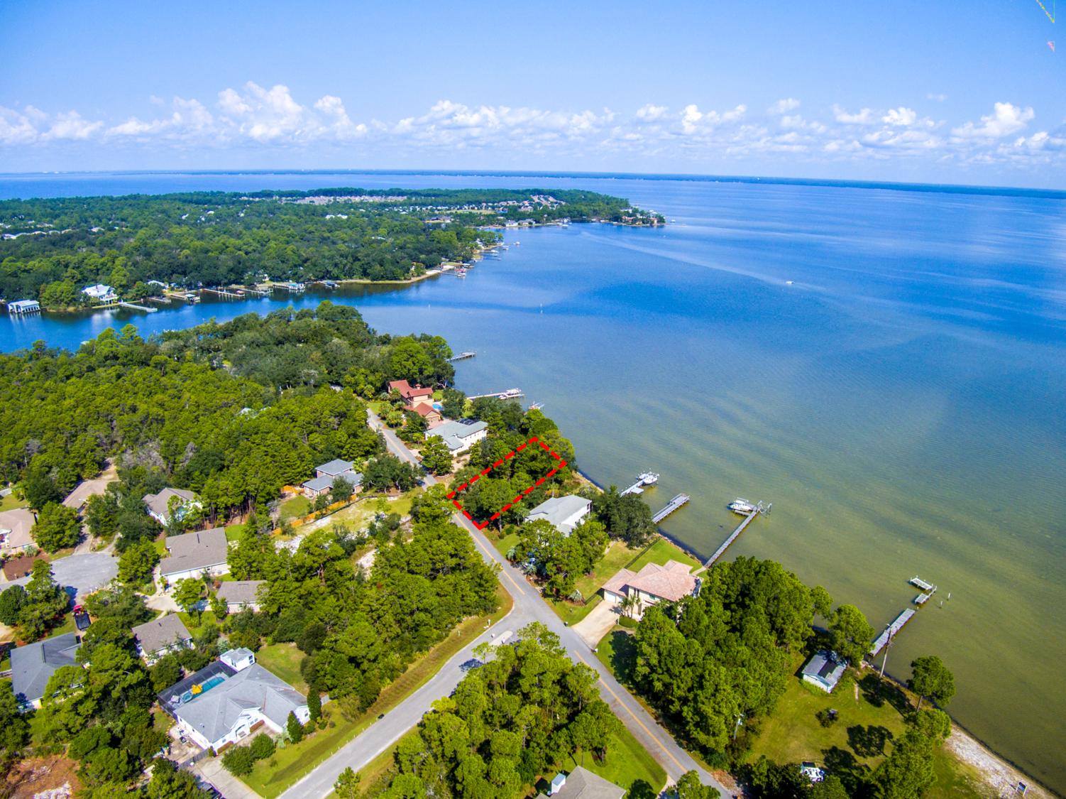 PELICAN BAY S/D - Land