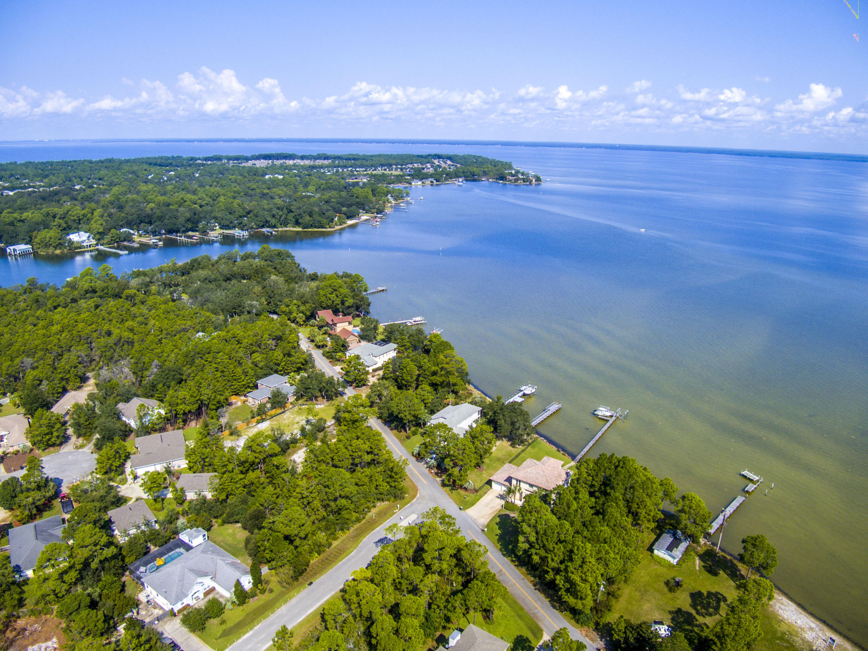 PELICAN BAY S/D - Land