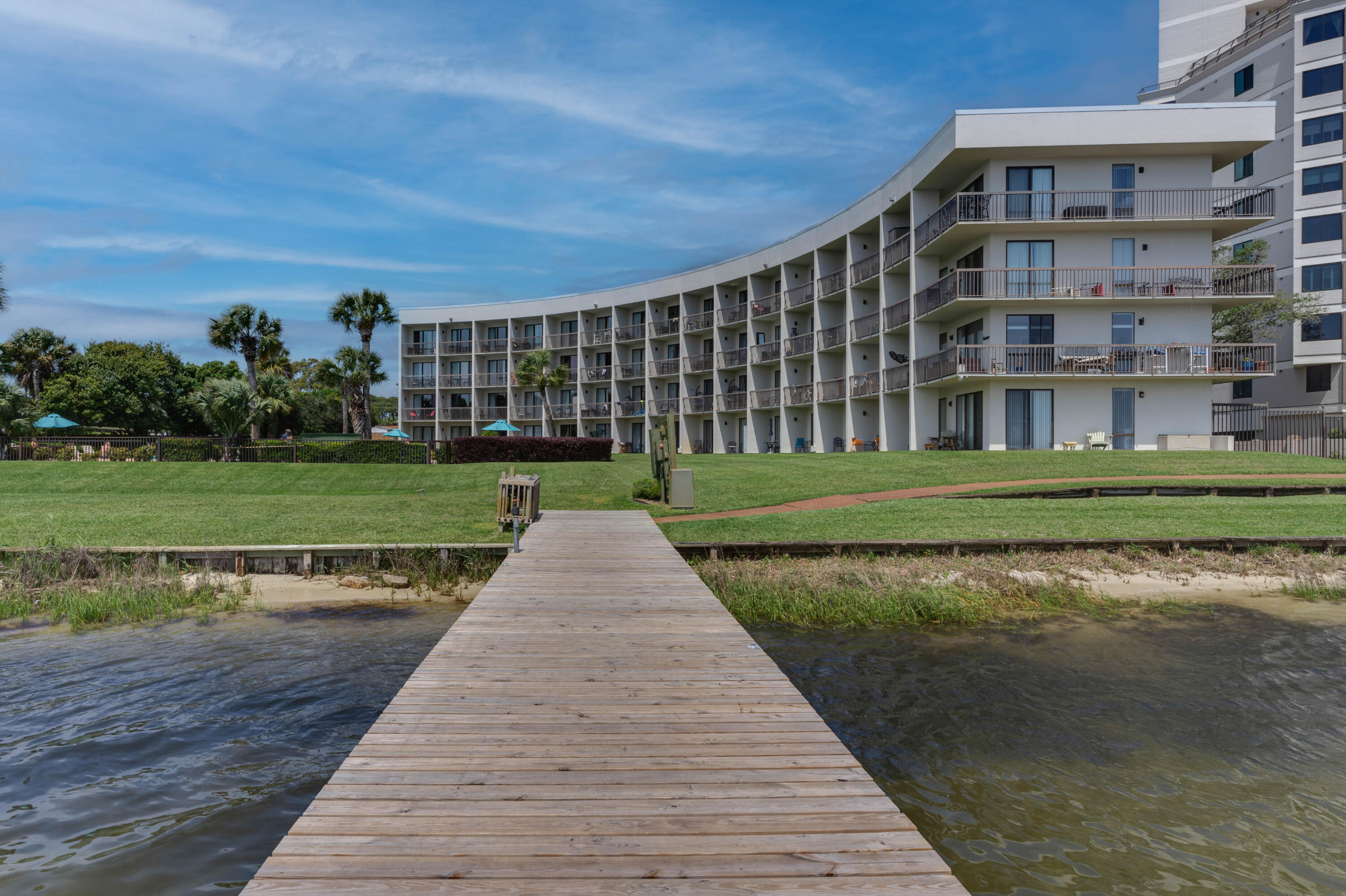 PIRATES BAY PH 1 - Residential