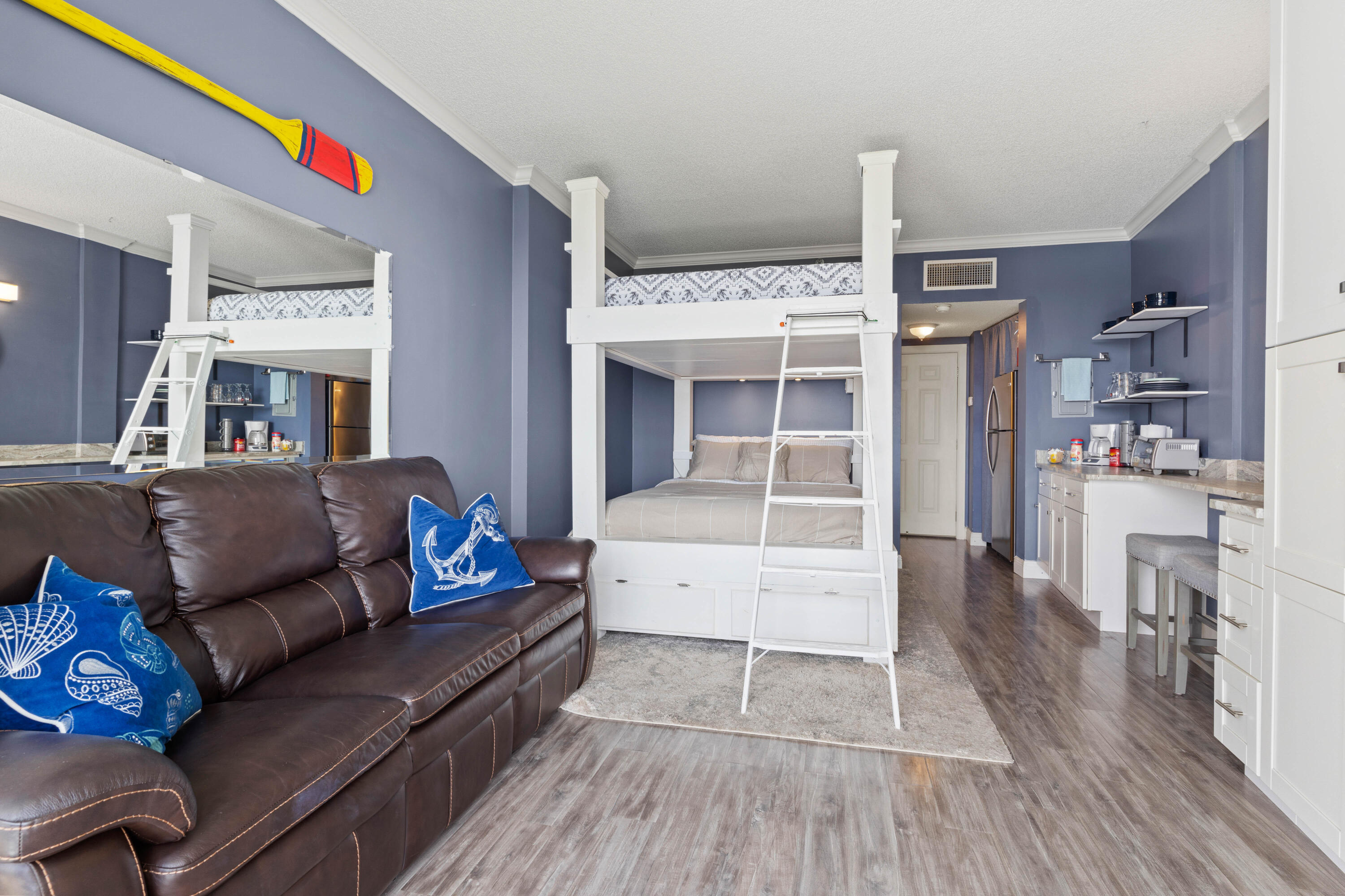 PIRATES BAY PH 1 - Residential