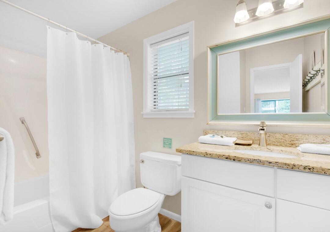 BEACHWOOD VILLAS CONDO - Residential