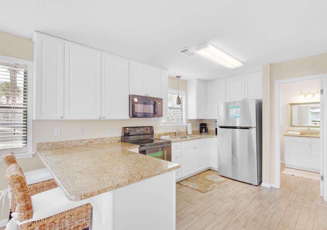 BEACHWOOD VILLAS CONDO - Residential