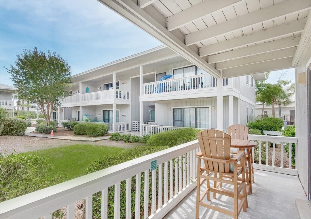 BEACHWOOD VILLAS CONDO - Residential