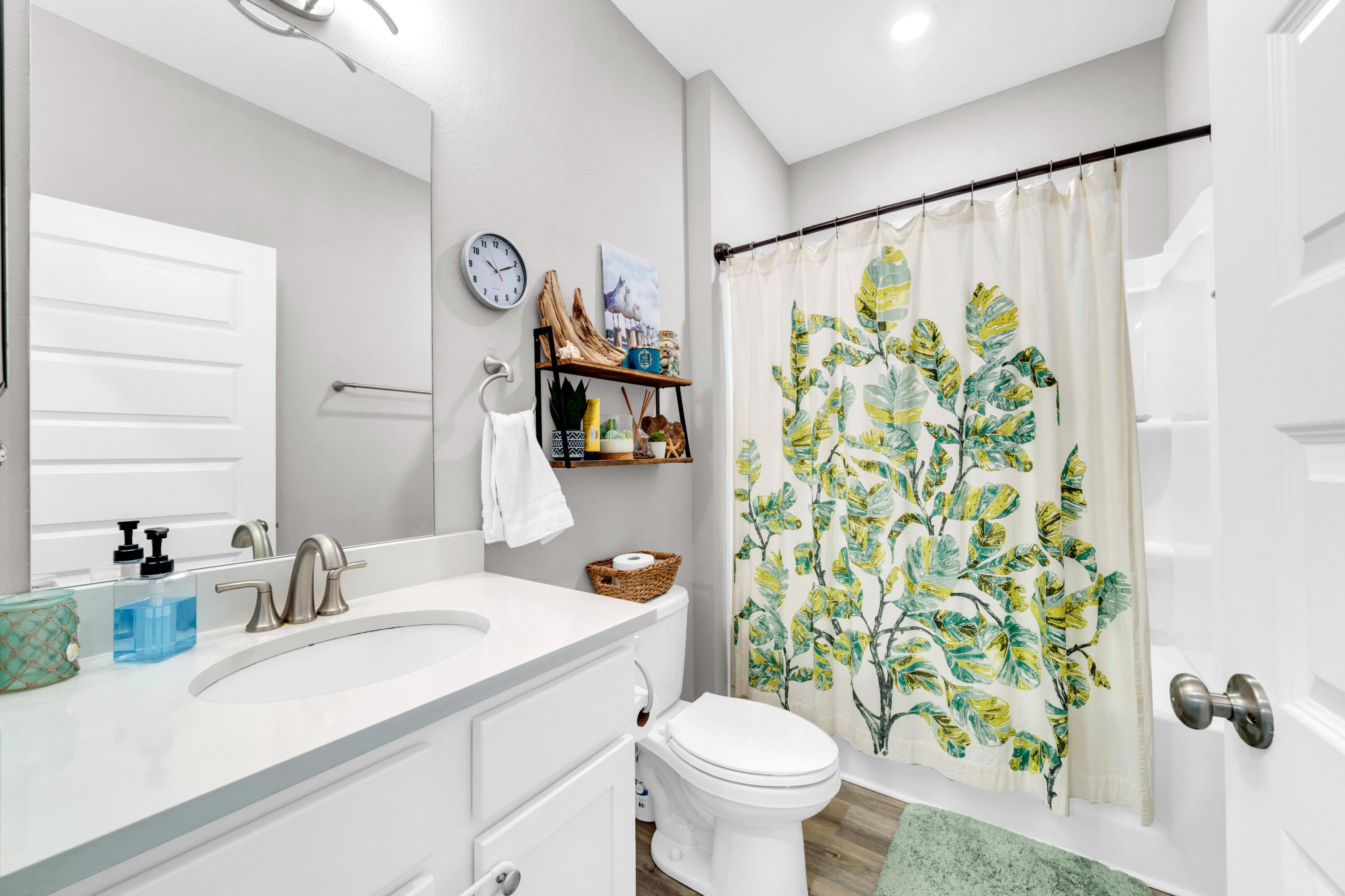 WALTON'S LANDING - Residential