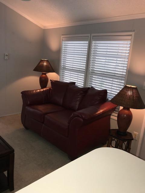 Tropical Beach Walk RV Park - Residential