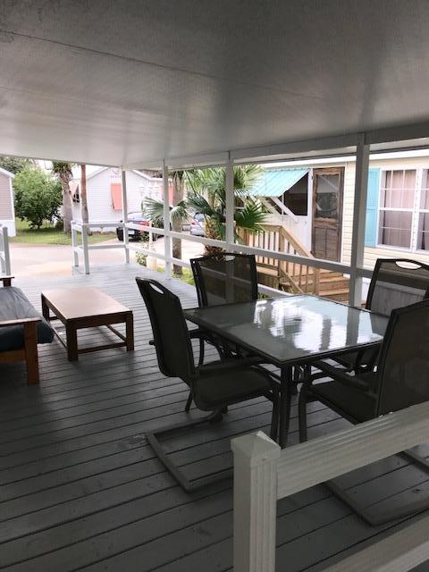 Tropical Beach Walk RV Park - Residential