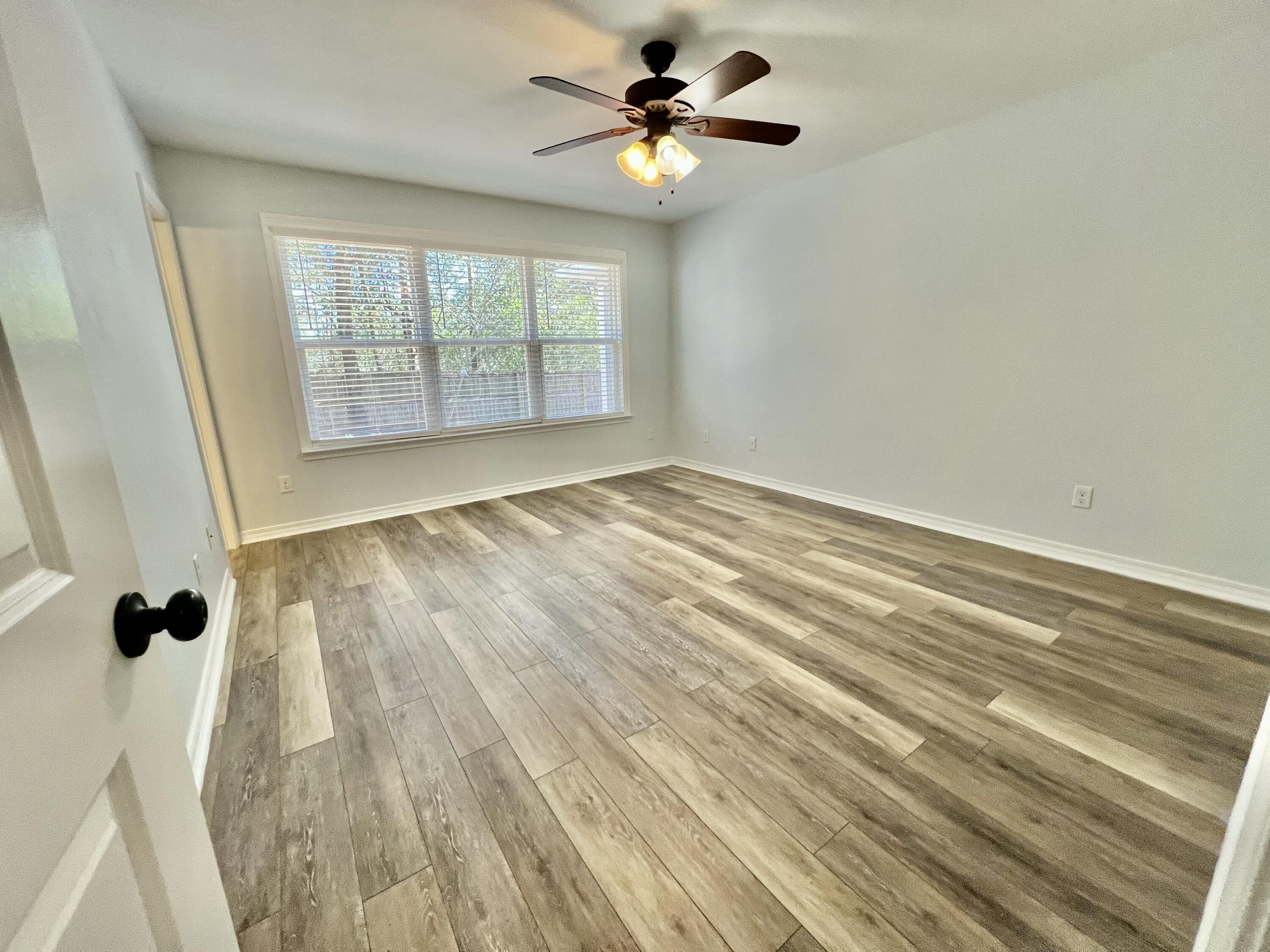 HUNTERS RIDGE - Residential