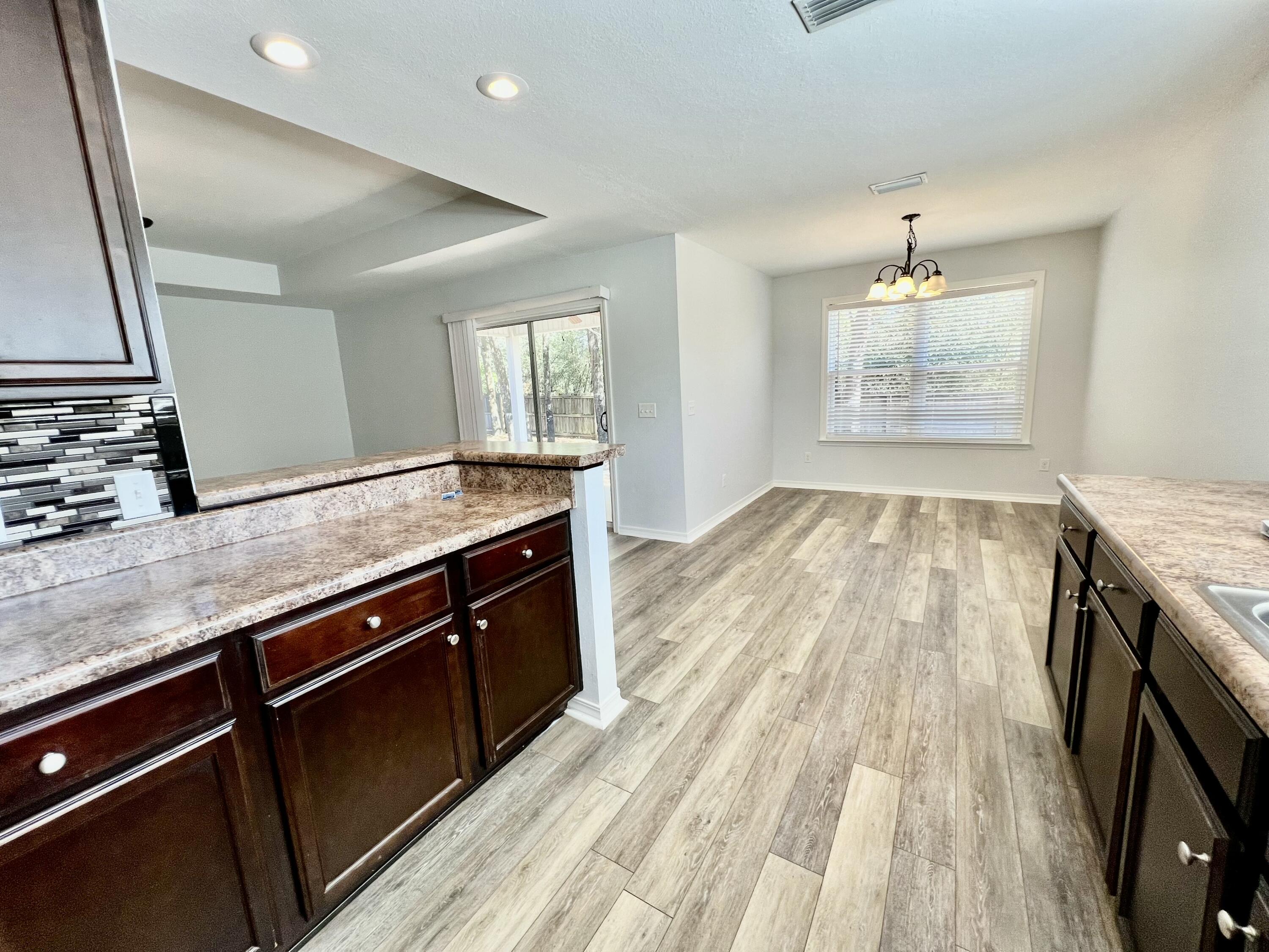 HUNTERS RIDGE - Residential