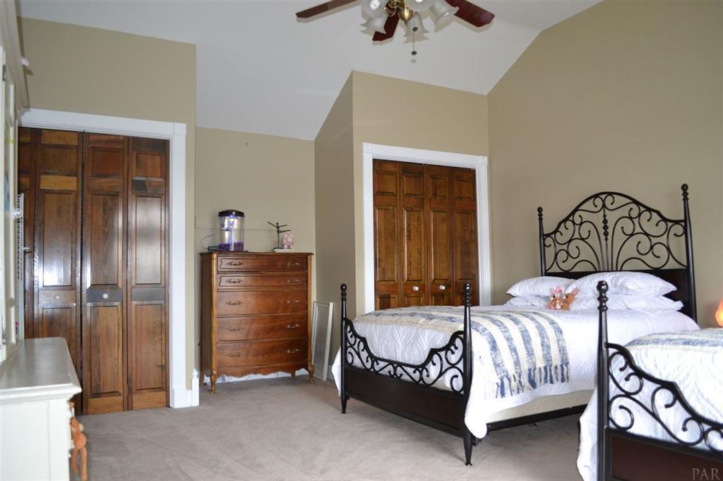 TIMBERLAKE ESTATES 1ST ADDN - Residential