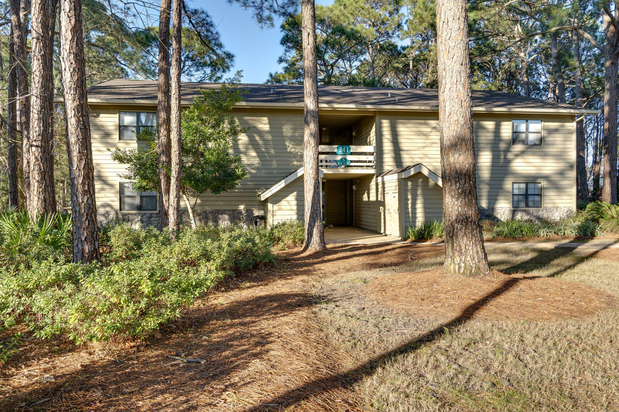 SEASCAPE CONDO GARDEN VILLA - Residential