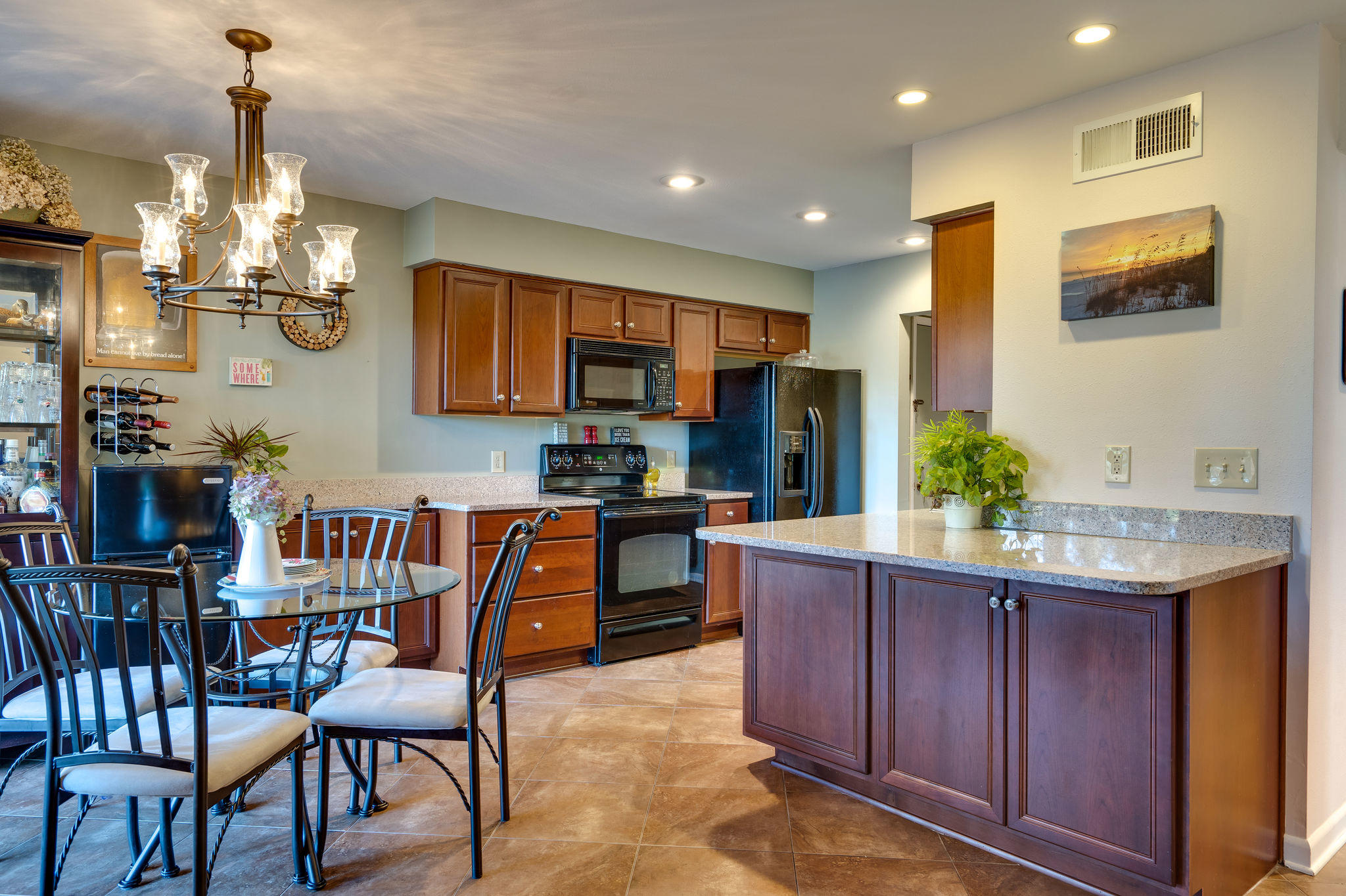 SEASCAPE CONDO GARDEN VILLA - Residential