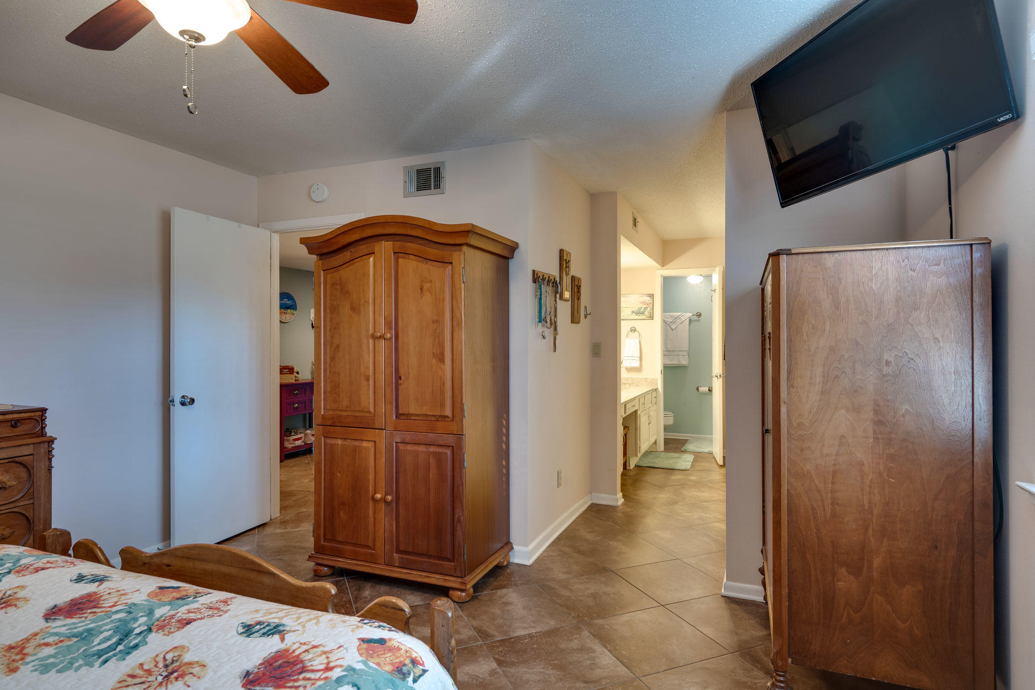 SEASCAPE CONDO GARDEN VILLA - Residential