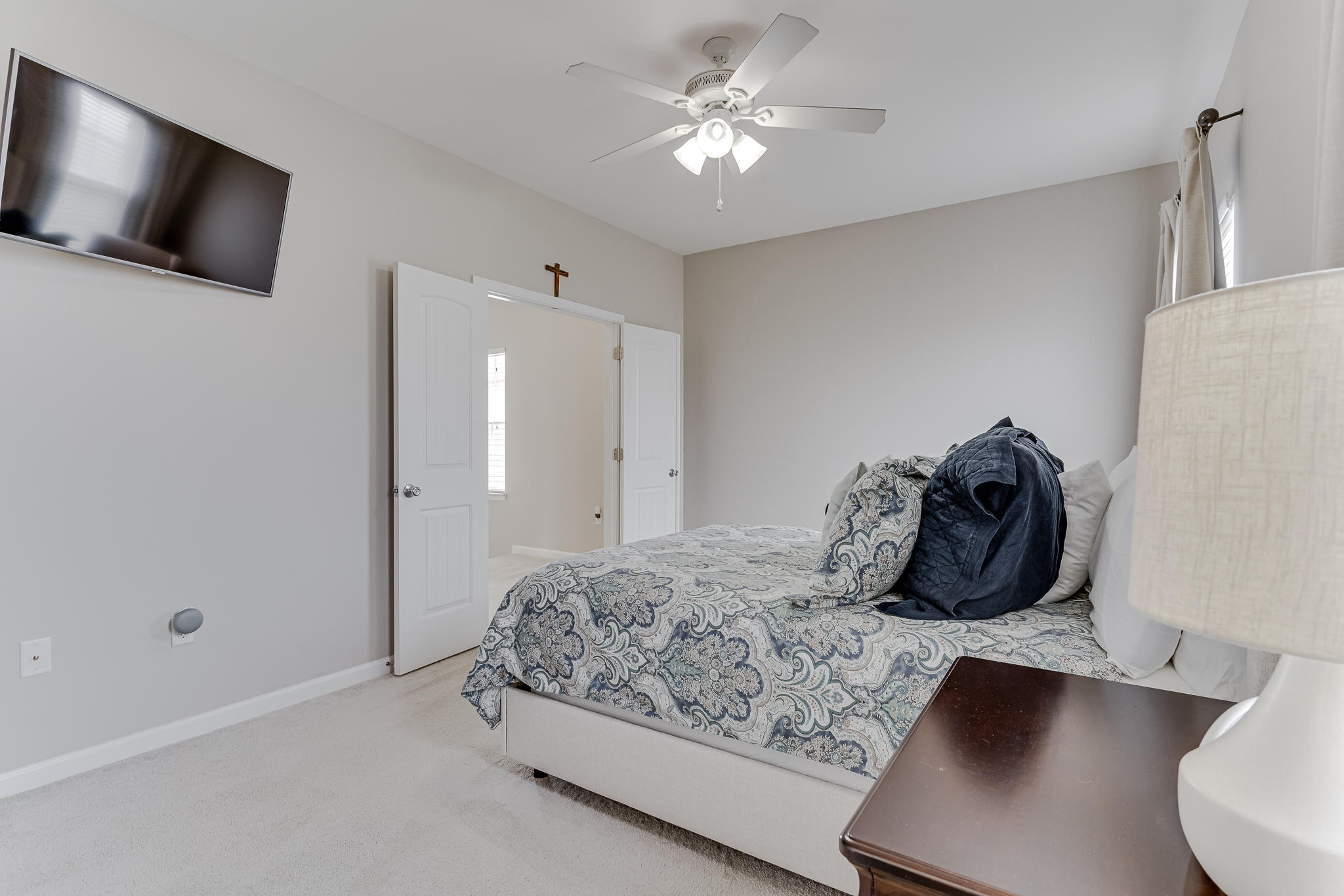 REDWOOD VILLAGE - Residential