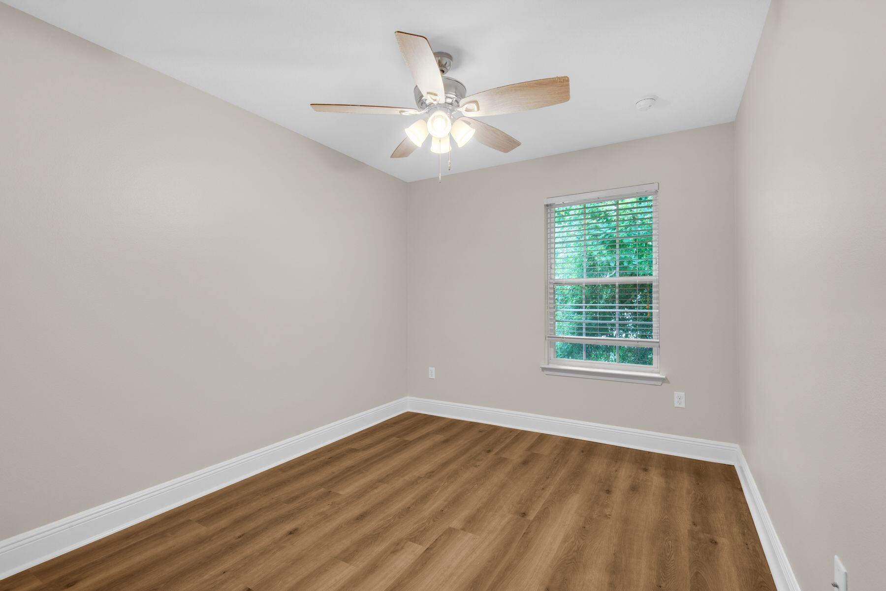 WATER OAKS T/H - Residential