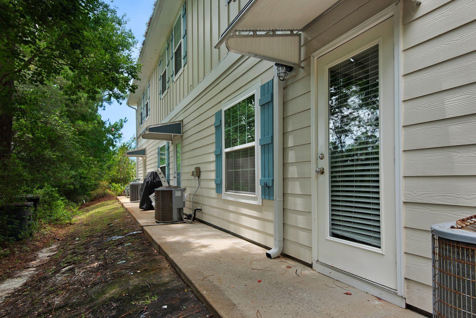 WATER OAKS T/H - Residential