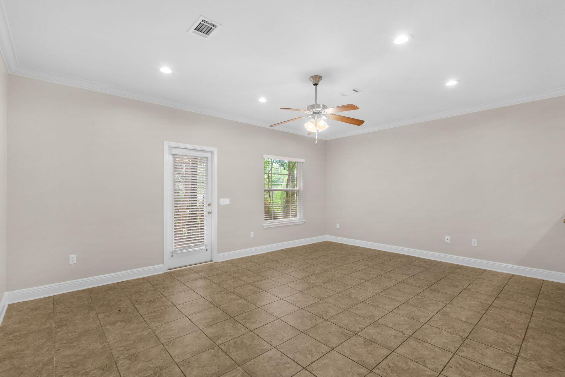 WATER OAKS T/H - Residential