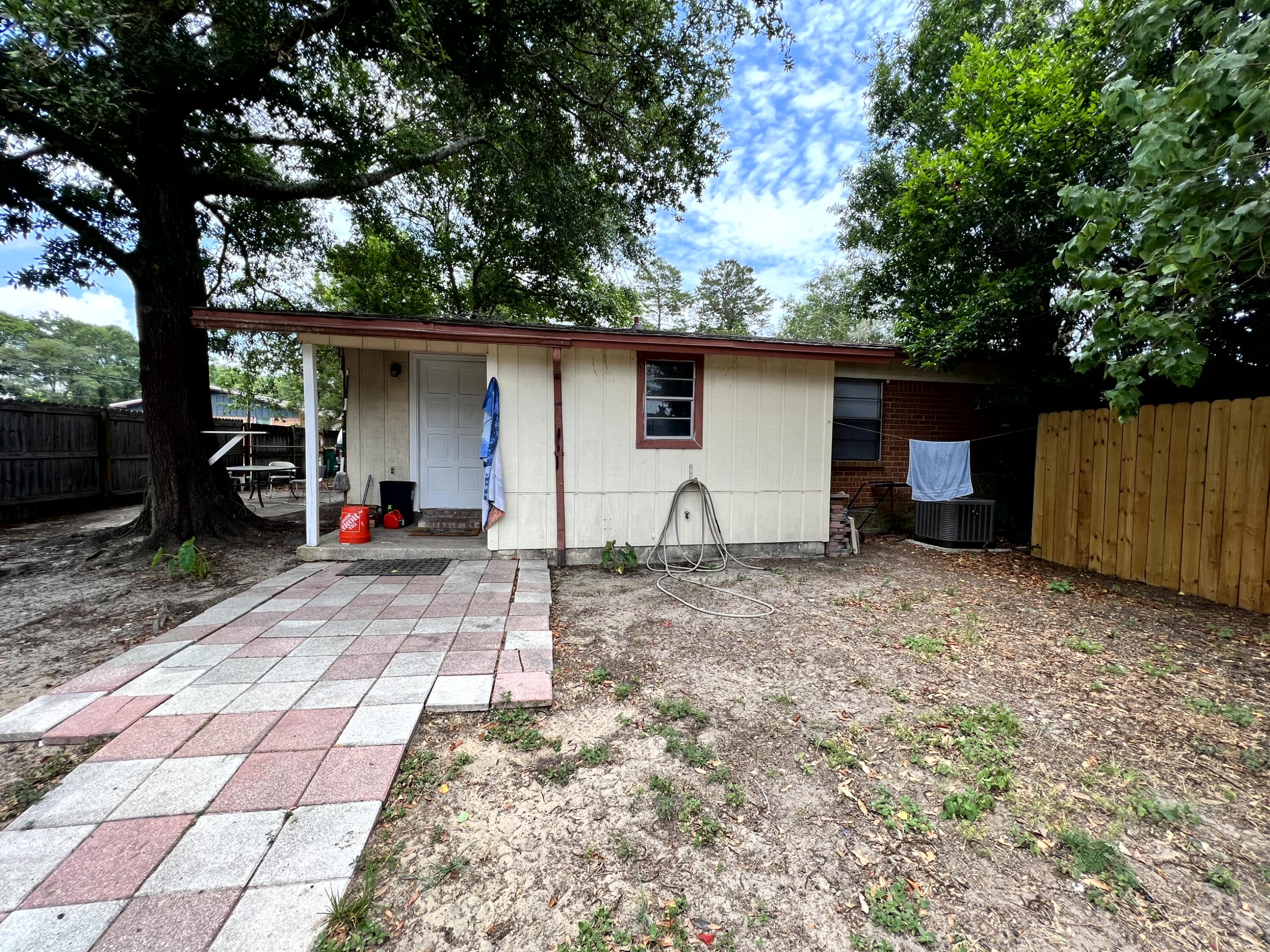 FIELD S/D - Residential