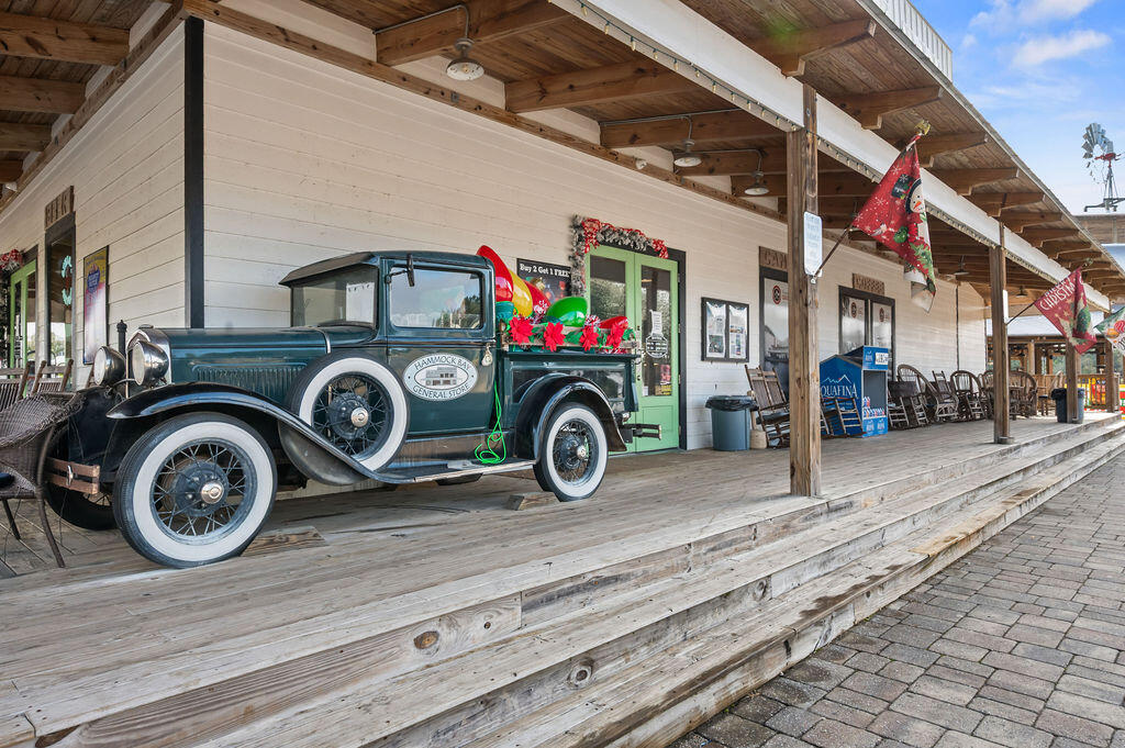 HAMMOCK BAY - Residential