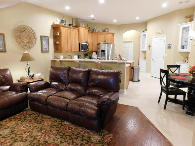 HOMESTEAD MANOR S/D - Residential